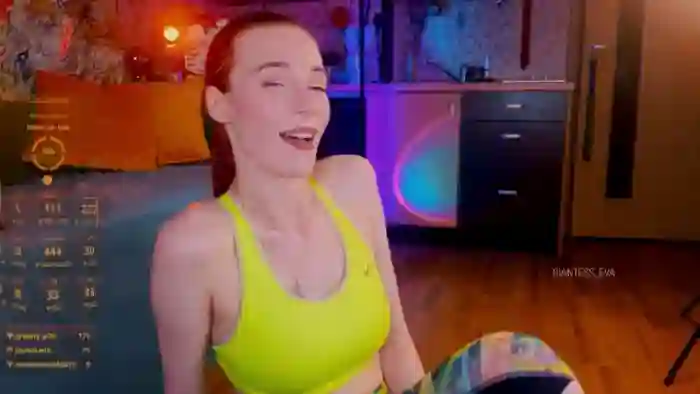 Giantess_Eva