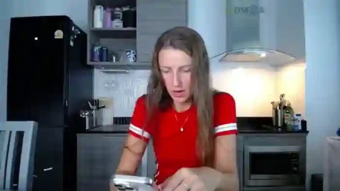 Anna_Shine89