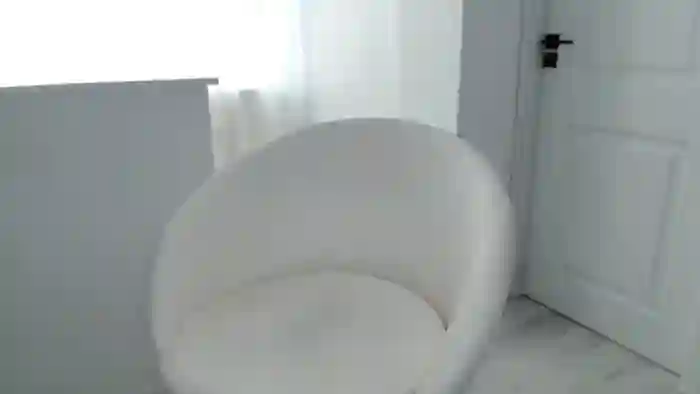 Kiki_akay