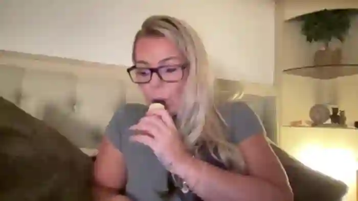 LarasDen