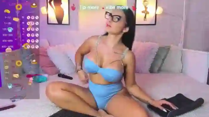 LindsayDee