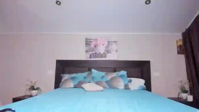kissytease8