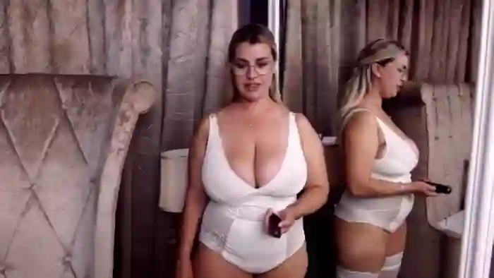 BustyGizelle