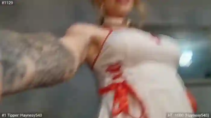 ItsLolaLauren
