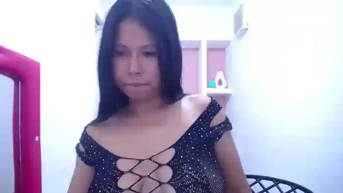 Nicolle26