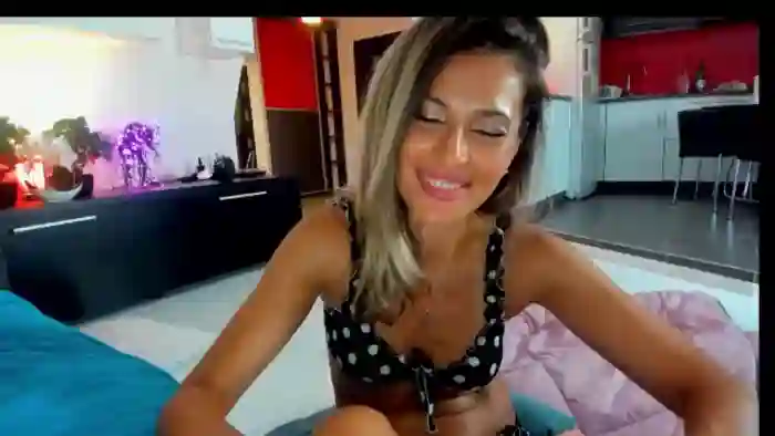 SmileyTinaa