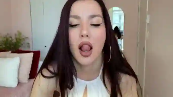 BellaBaxter
