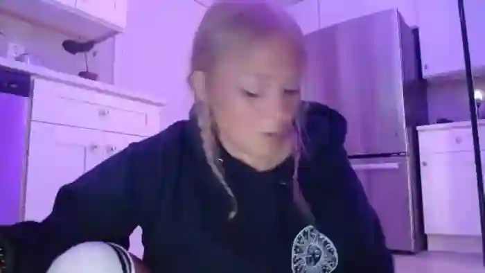 SneakyAlice