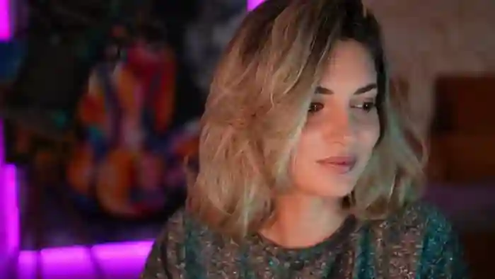 Allie_Synn