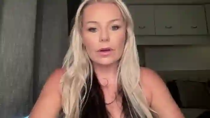 LarasDen