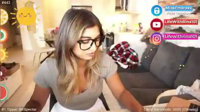 Missrinaroxx