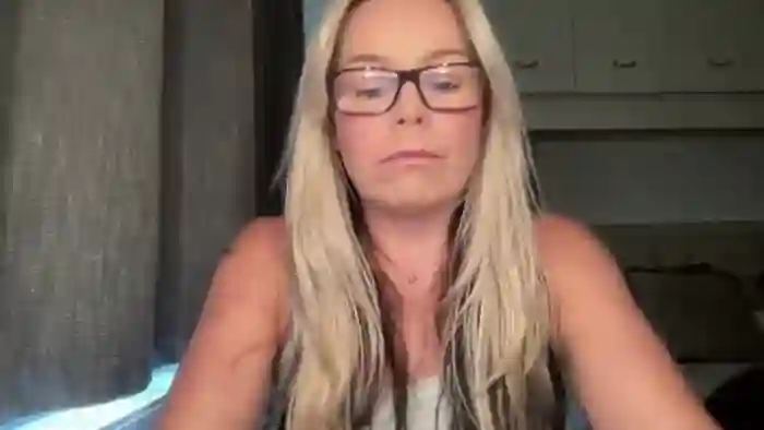 LarasDen