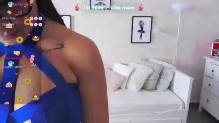 LindsayDee
