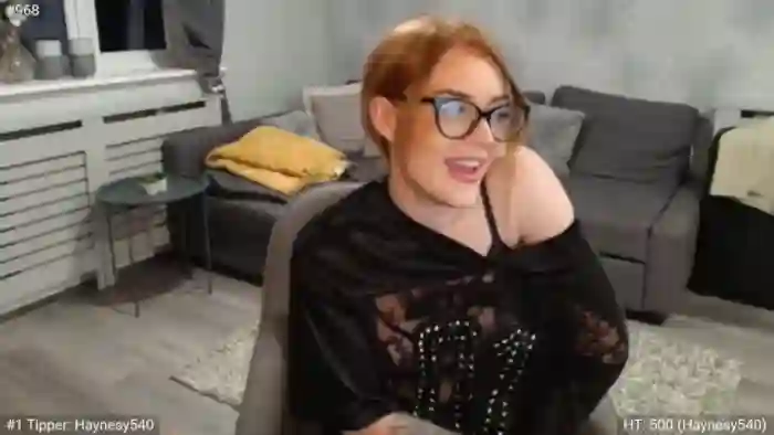 ItsLolaLauren