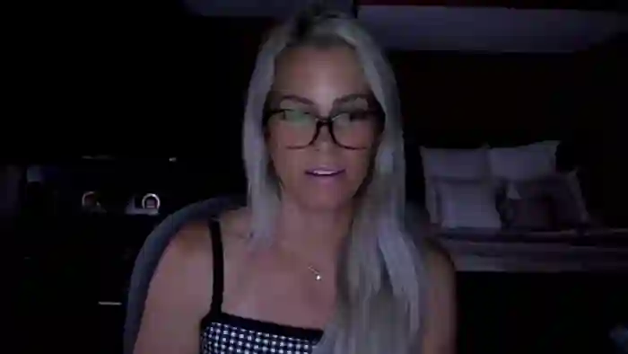 Cora9