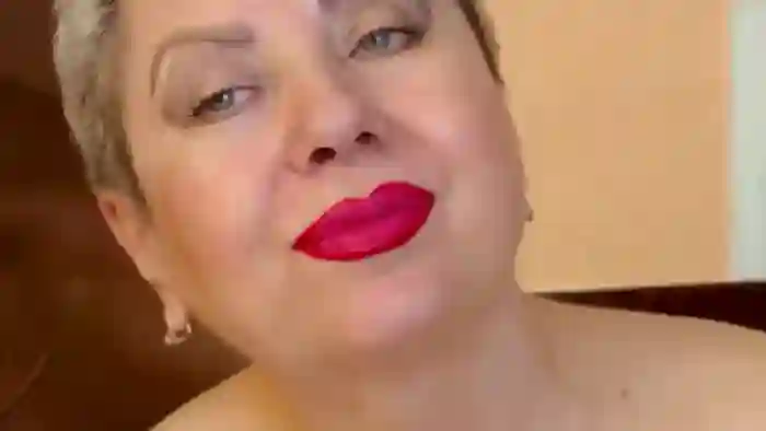 LADY__POSH