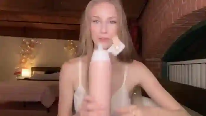 Luna_Moore1