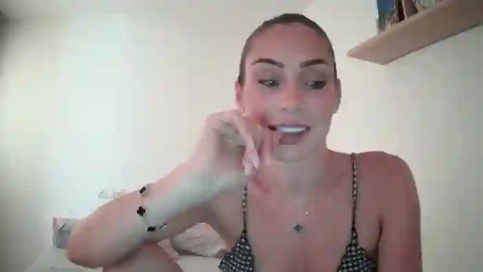 English_Lola