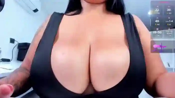 Racheel_boobs