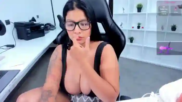 Racheel_boobs