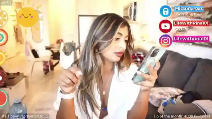Missrinaroxx