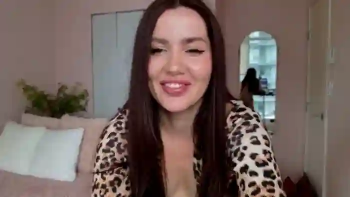 BellaBaxter