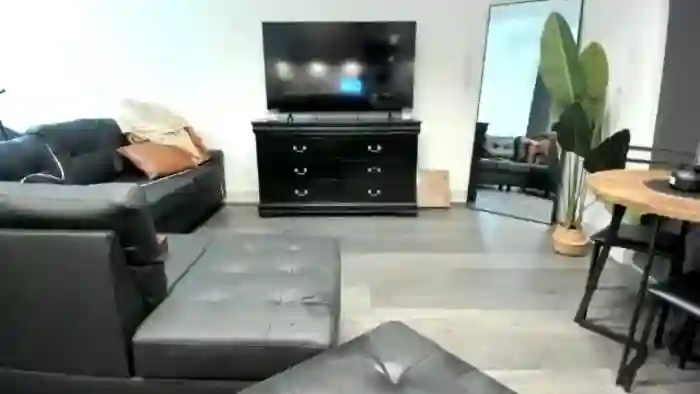 LuxeDoll