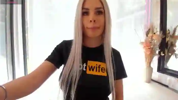 Russian_Ava