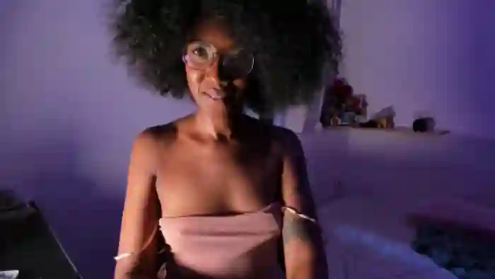 CarolineS