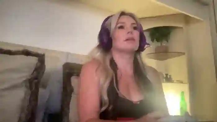 LarasDen