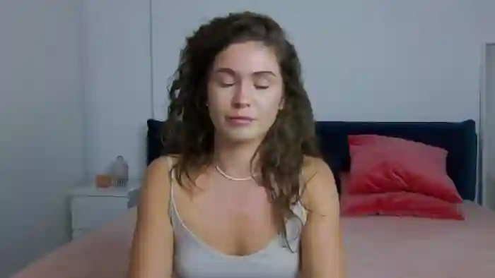 NaiaaBee