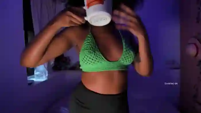 CarolineS