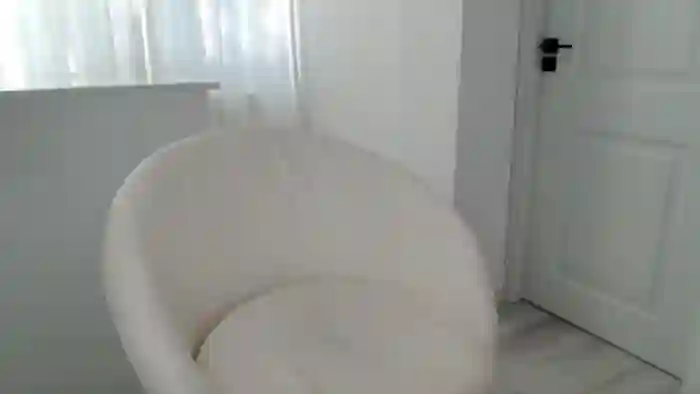 Kiki_akay