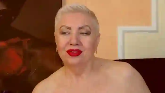 LADY__POSH