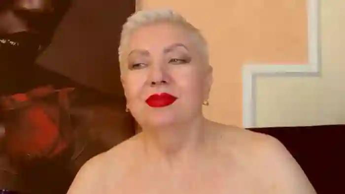 LADY__POSH