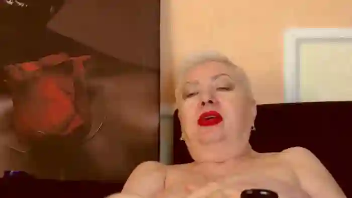 LADY__POSH