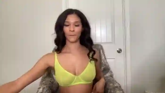 torireigns1