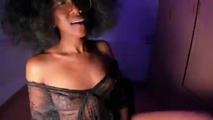 CarolineS