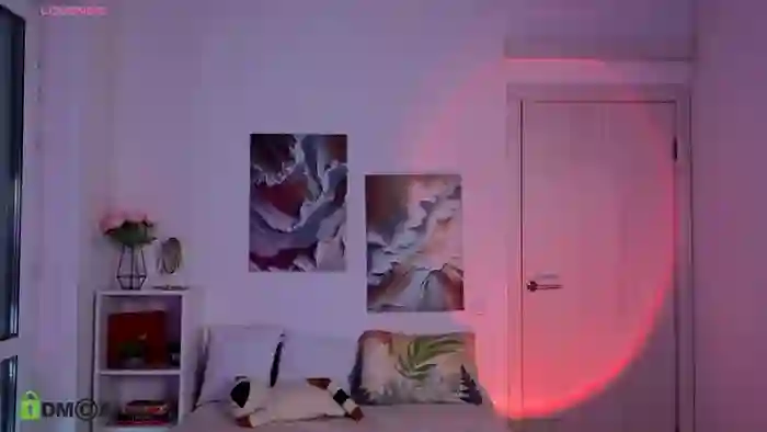 Milly_Saint