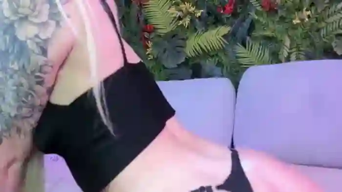 Horny_Blond