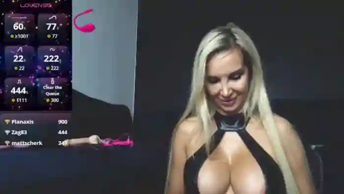 SexyQueenNina