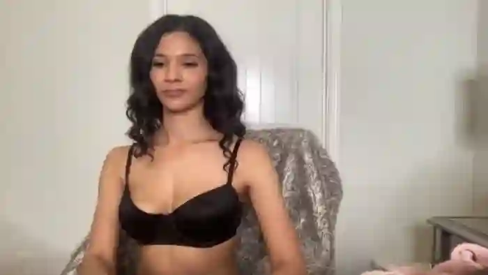 torireigns1