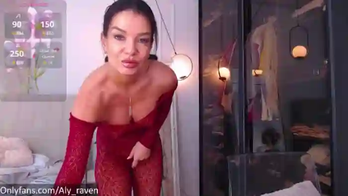 Aly_Ravennx