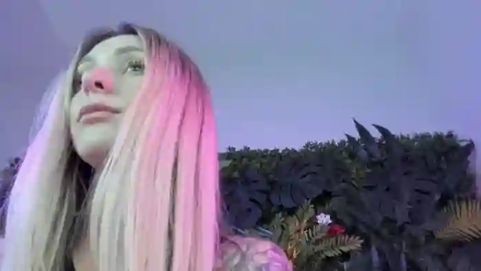 Horny_Blond