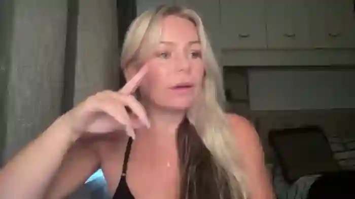 LarasDen