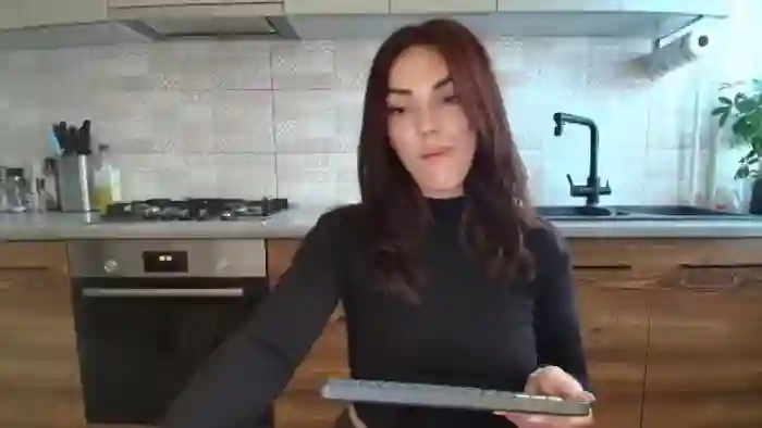 MissNelly_