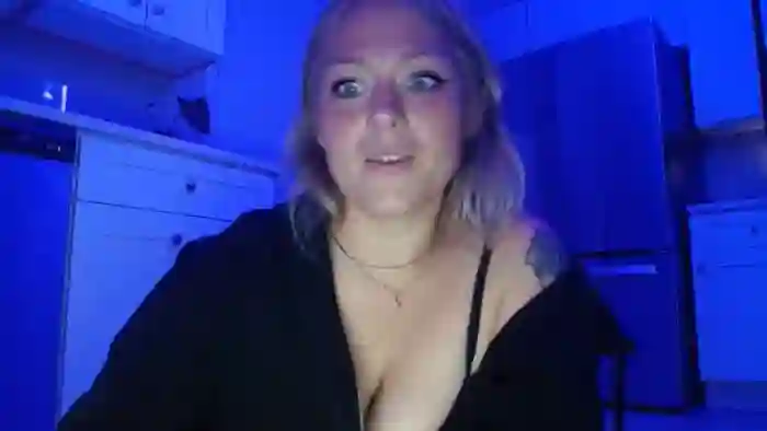 SneakyAlice