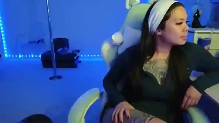 Dolllface