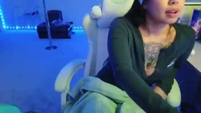 Dolllface