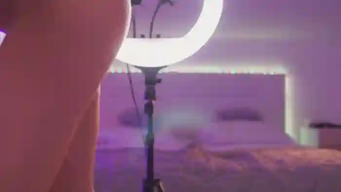 Sarah_Pink